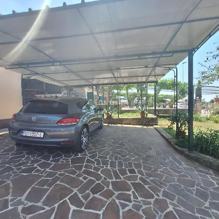 Astarea Apartament *